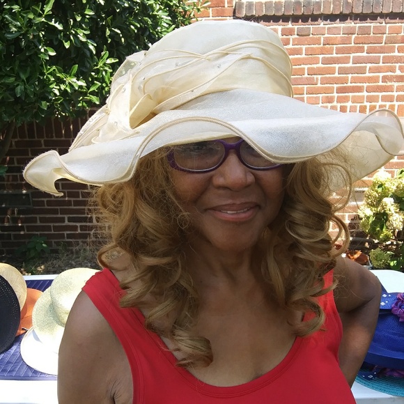 Gabriel Amar Designer Hat for Frank Olive - Picture 1 of 8